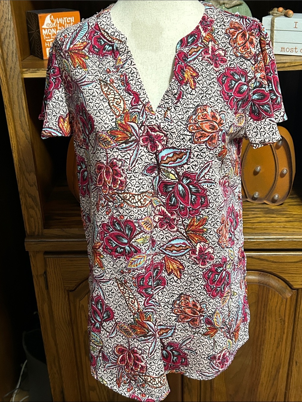 Maurices Pink & Orange Floral Split V-Neck Tunic Size XS